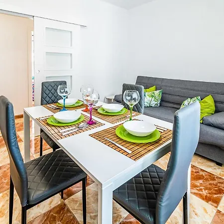 3 Bedroom Cozy In Κόρδοβα